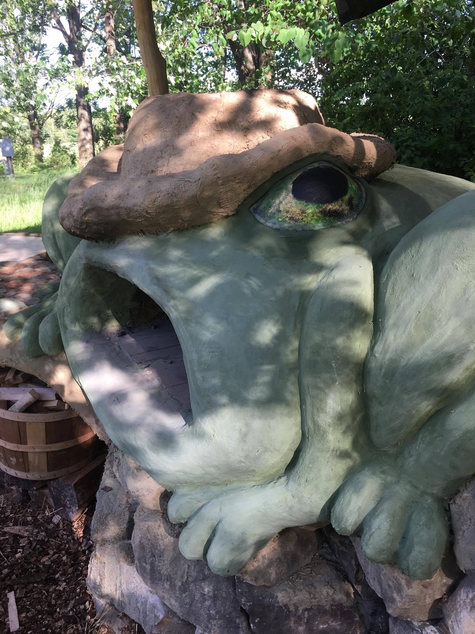 Frog-themed Earthen Cob Pizza Oven